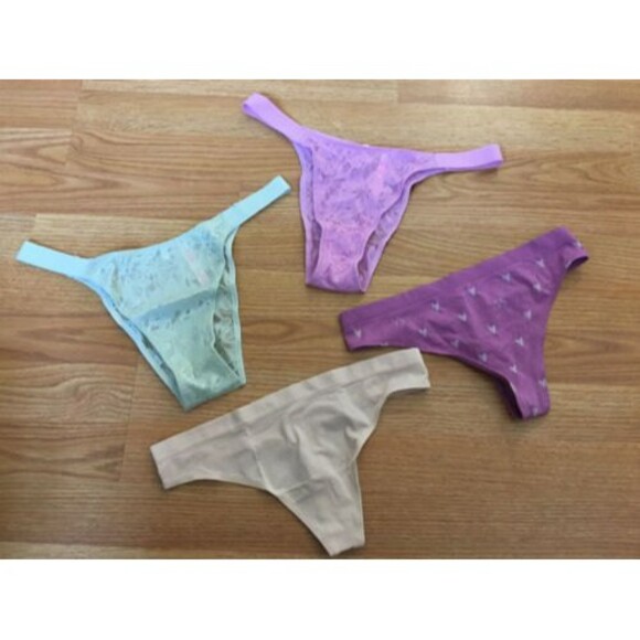 Lot x4 Victorias Secret  Panties Lace Brazilian Thong  Size Medium NWT - Picture 1 of 2